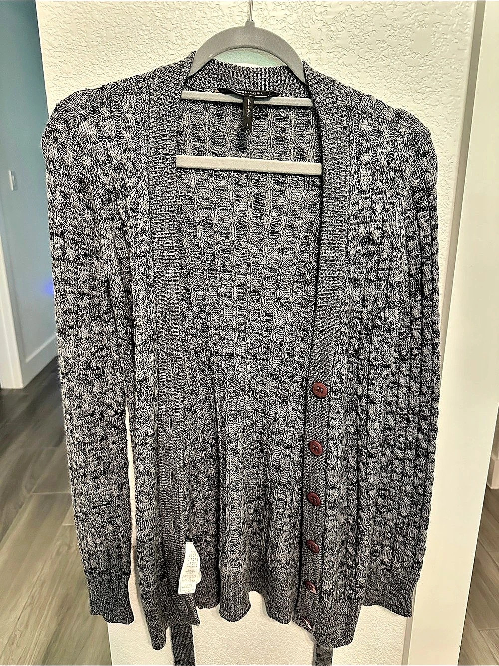 BCBGMAXAZRIA Knit Button Front Cardigan in Gray & Black Size Small